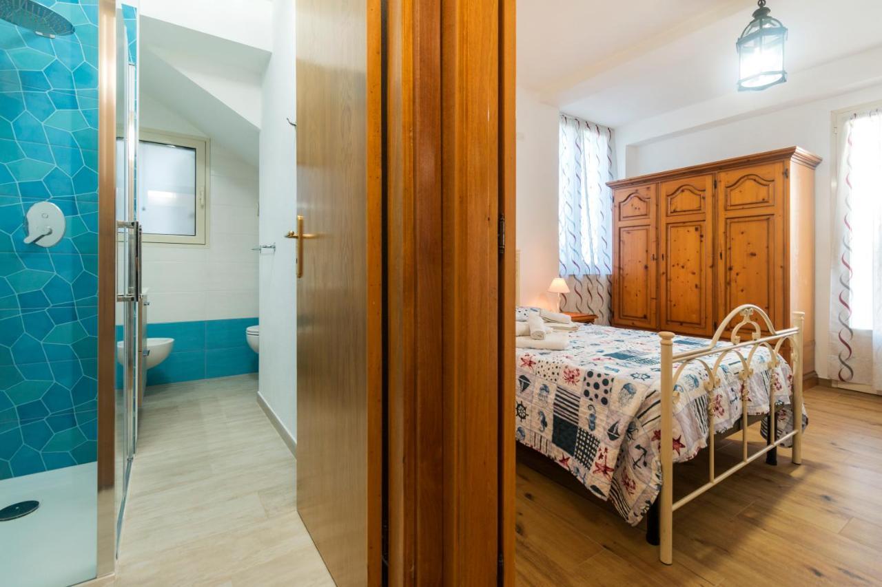 Camera Con Bagno Villa Isabel Cala Gonone Exteriör bild